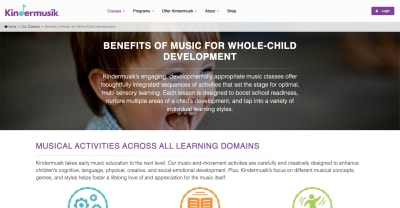 Kindermusik Benefits: baby smiles and laughs